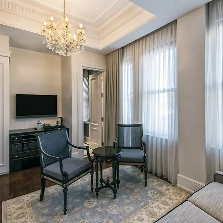 فندق 1890 سويتس 5*